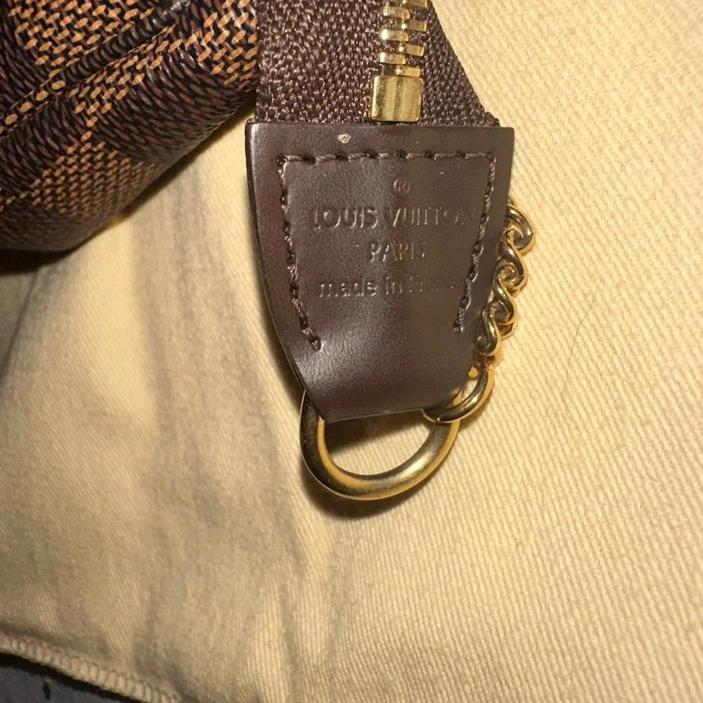Louis Vuitton Damier Ebene Mini Pochette  Accessories - Picture 2 of 9